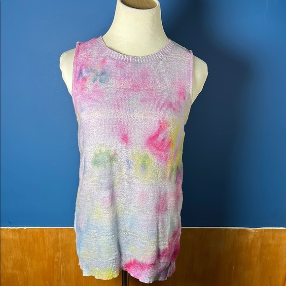 Colorful Tie-Dye Sleeveless Top - Picture 1 of 7